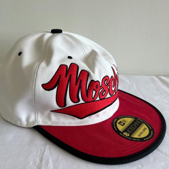 AW20 MOSCHINO Couture Jeremy Scott OVERSIZEDGIGANTIC MACRO SNAPBACK LOGO HAT NYC main image 14